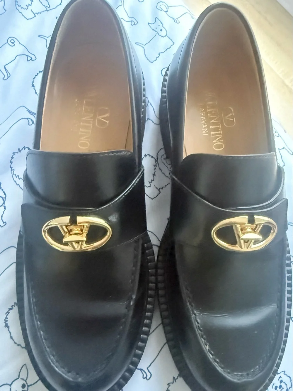 Valentino Garavani classic valentino